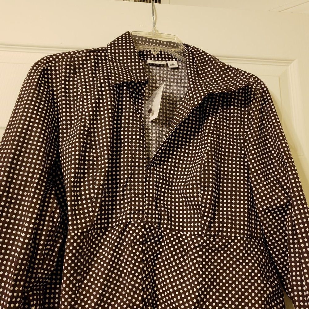 NWT Beautiful Brown & White Polka Dot Blouse